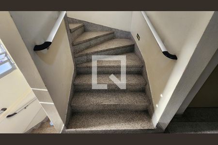 Studio para alugar com 38m², 1 quarto e 1 vagaEscada