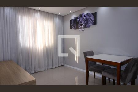 Sala  de apartamento para alugar com 2 quartos, 40m² em Sítio da Figueira, São Paulo