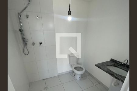 Banheiro de kitnet/studio à venda com 0 quarto, 24m² em Brooklin, São Paulo