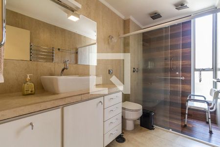 Apartamento à venda com 161m², 3 quartos e 1 vagaBanheiro da Suíte