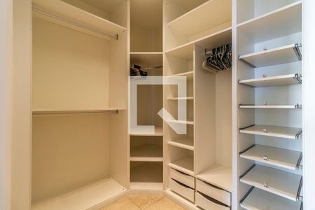 Apartamento à venda com 161m², 3 quartos e 1 vagaSuíte