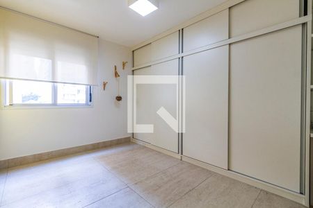 Apartamento à venda com 161m², 3 quartos e 1 vagaQuarto 2