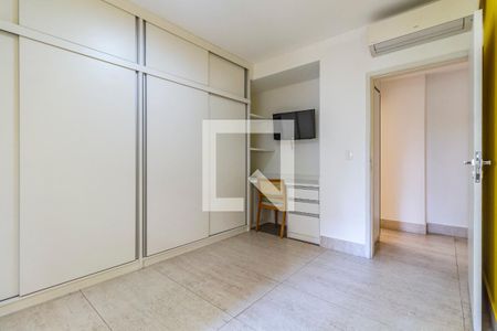 Apartamento à venda com 161m², 3 quartos e 1 vagaQuarto 2