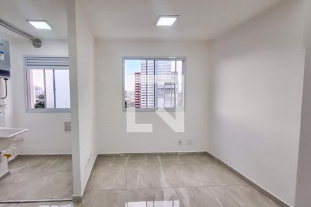 Sala de apartamento para alugar com 2 quartos, 37m² em Cambuci, São Paulo