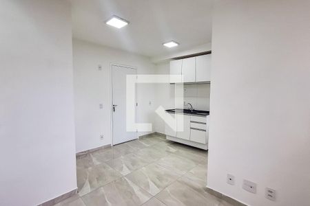 Sala de apartamento para alugar com 2 quartos, 37m² em Cambuci, São Paulo