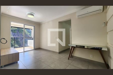 Sala de apartamento para alugar com 2 quartos, 62m² em Marapé, Santos