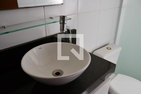 Apartamento à venda com 170m², 3 quartos e 2 vagas Apartamento à venda com 170m², 3 quartos e 2 vagasBanheiro Suite