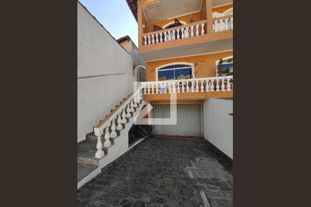 Casa à venda com 308m², 3 quartos e 6 vagasFachada