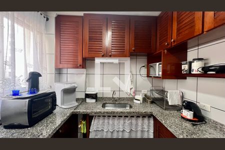 Apartamento para alugar com 75m², 2 quartos e 1 vaga Apartamento para alugar com 75m², 2 quartos e 1 vagaCozinha