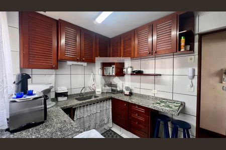 Apartamento para alugar com 75m², 2 quartos e 1 vaga Apartamento para alugar com 75m², 2 quartos e 1 vagaCozinha