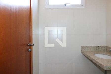 Apartamento à venda com 130m², 3 quartos e 2 vagasBanheiro da Suíte 2