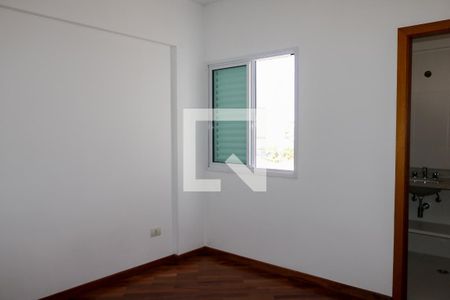 Apartamento à venda com 130m², 3 quartos e 2 vagasSuíte 2