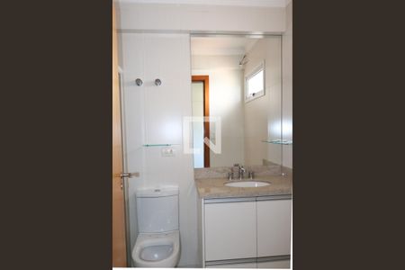 Apartamento à venda com 130m², 3 quartos e 2 vagasBanheiro da Suíte 2