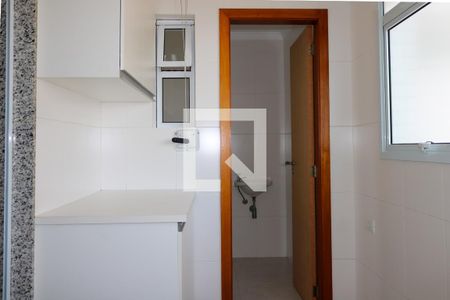 Apartamento à venda com 130m², 3 quartos e 2 vagasÁrea de Serviço