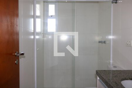 Apartamento à venda com 130m², 3 quartos e 2 vagasBanheiro