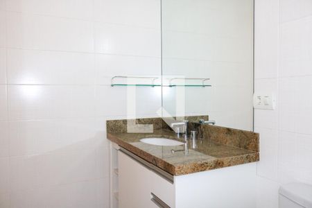 Apartamento à venda com 130m², 3 quartos e 2 vagasBanheiro da Suíte 1