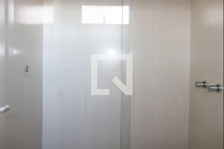 Apartamento à venda com 130m², 3 quartos e 2 vagas Apartamento à venda com 130m², 3 quartos e 2 vagasBanheiro da Suíte 2