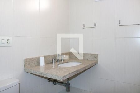 Apartamento à venda com 130m², 3 quartos e 2 vagas Apartamento à venda com 130m², 3 quartos e 2 vagasBanheiro da Suíte 2