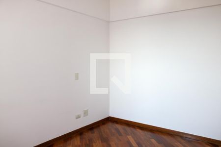 Apartamento à venda com 130m², 3 quartos e 2 vagasSuíte 2