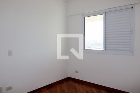 Apartamento à venda com 130m², 3 quartos e 2 vagasQuarto