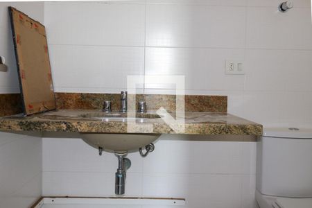 Apartamento à venda com 130m², 3 quartos e 2 vagasBanheiro da Suíte 1