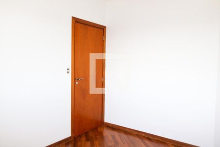 Apartamento à venda com 130m², 3 quartos e 2 vagasQuarto