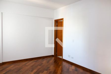 Apartamento à venda com 130m², 3 quartos e 2 vagasQuarto 1