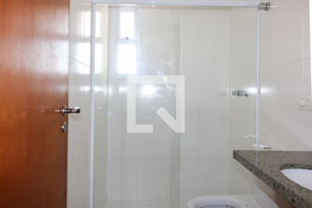 Apartamento à venda com 130m², 3 quartos e 2 vagasBanheiro Social