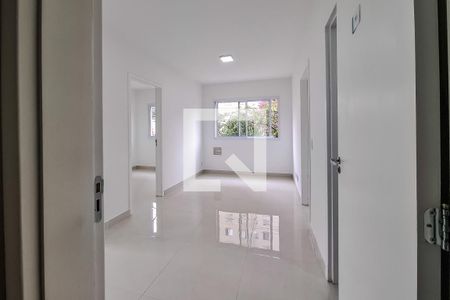 Entrada de apartamento para alugar com 2 quartos, 36m² em Cambuci, São Paulo
