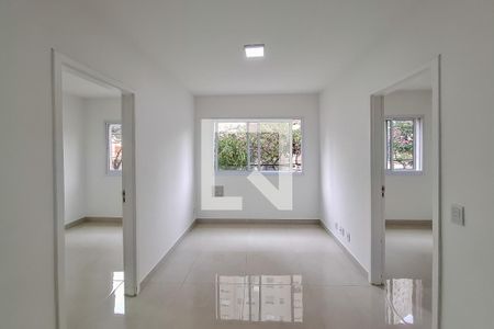 Sala de apartamento para alugar com 2 quartos, 36m² em Cambuci, São Paulo