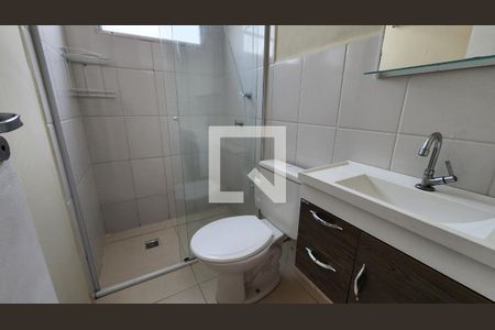 Banheiro de apartamento à venda com 2 quartos, 52m² em Recanto Quarto Centenário, Jundiaí