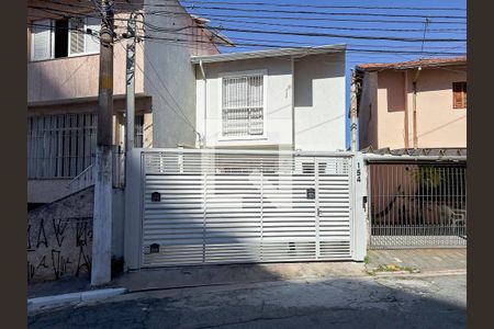 Fachada de casa à venda com 3 quartos, 120m² em Jardim São Paulo, São Paulo