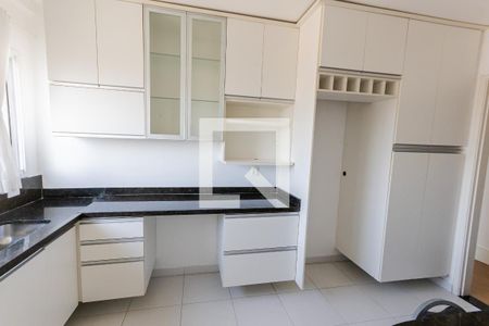 Apartamento para alugar com 102m², 3 quartos e 2 vagasCozinha