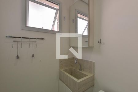Banheiro de kitnet/studio para alugar com 1 quarto, 25m² em Vila Mariana, São Paulo