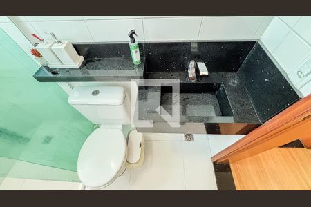 Apartamento à venda com 47m², 2 quartos e 1 vaga Apartamento à venda com 47m², 2 quartos e 1 vagaBanheiro