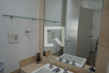 Apartamento para alugar com 184m², 2 quartos e 3 vagasBanheiro da Suíte