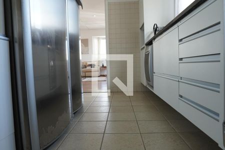 Apartamento para alugar com 184m², 2 quartos e 3 vagasCozinha