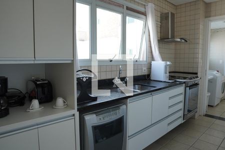 Apartamento para alugar com 184m², 2 quartos e 3 vagasCozinha