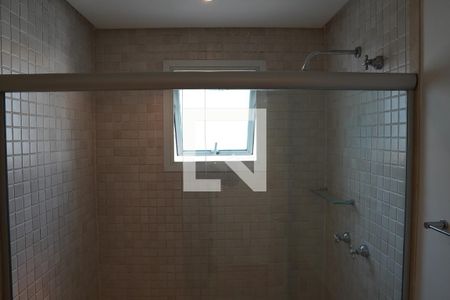 Apartamento para alugar com 184m², 2 quartos e 3 vagasBanheiro da Suite 2