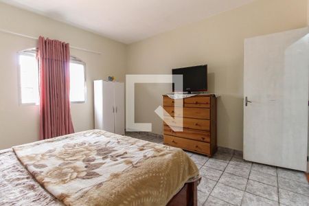 Casa para alugar com 281m², 4 quartos e 6 vagas Casa para alugar com 281m², 4 quartos e 6 vagasQuarto 4