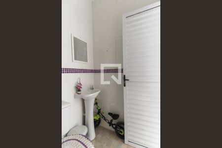 Casa para alugar com 281m², 4 quartos e 6 vagas Casa para alugar com 281m², 4 quartos e 6 vagasBanheiro de serviço