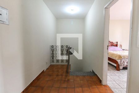 Casa para alugar com 281m², 4 quartos e 6 vagas Casa para alugar com 281m², 4 quartos e 6 vagasHall