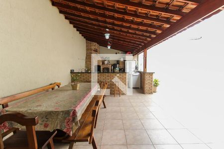 Casa para alugar com 281m², 4 quartos e 6 vagas Casa para alugar com 281m², 4 quartos e 6 vagasChurrasqueira