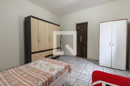 Casa para alugar com 281m², 4 quartos e 6 vagas Casa para alugar com 281m², 4 quartos e 6 vagasQuarto 3