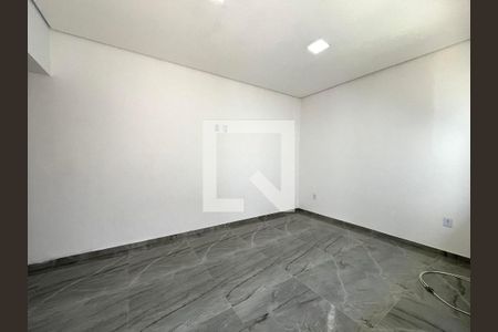 Sala de casa para alugar com 2 quartos, 110m² em Vila Campestre, São Paulo