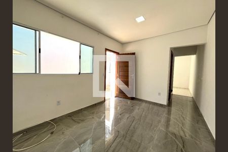 Sala de casa para alugar com 2 quartos, 110m² em Vila Campestre, São Paulo