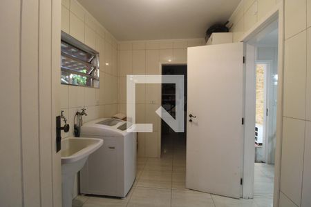 Casa à venda com 185m², 3 quartos e 2 vagasLavanderia
