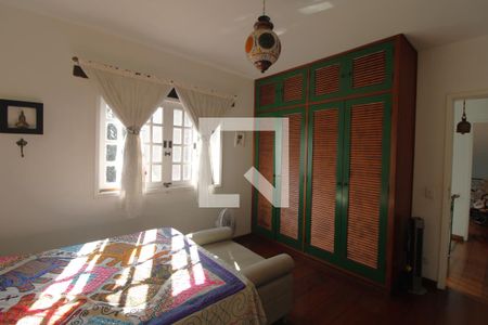 Casa à venda com 185m², 3 quartos e 2 vagasQuarto 2