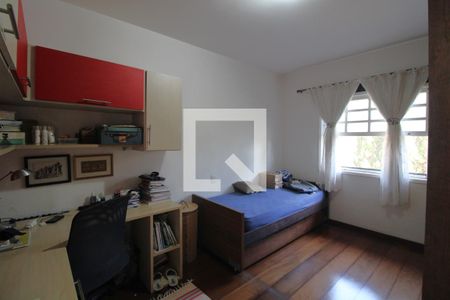 Casa à venda com 185m², 3 quartos e 2 vagasQuarto 3