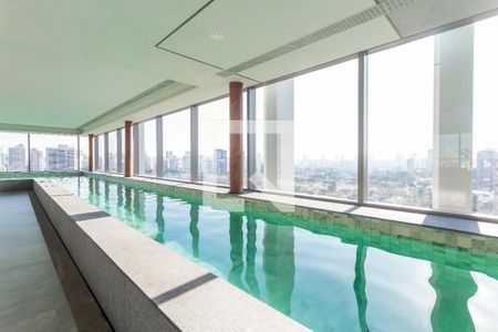 Studio à venda com 35m², 1 quarto e sem vaga Studio à venda com 35m², 1 quarto e sem vagaÁrea comum - Piscina